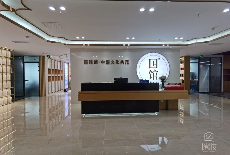 LG 装饰贴膜,高端酒展柜的卓越之选